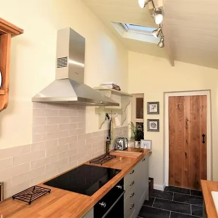 Poppy's Nook Grange-over-Sands